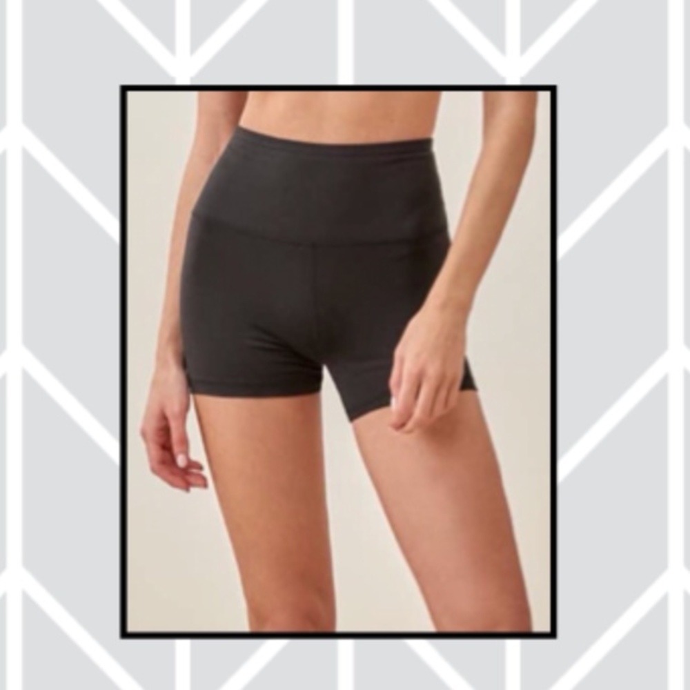 Workout Wear Set - Picture 5 of 7